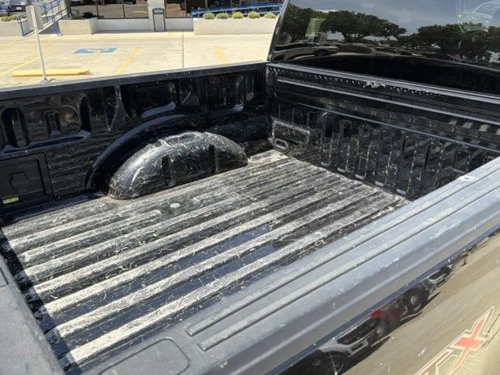 Ford F-150 2023 4x2 Lariat 4dr SuperCrew 6.5 ft. SB