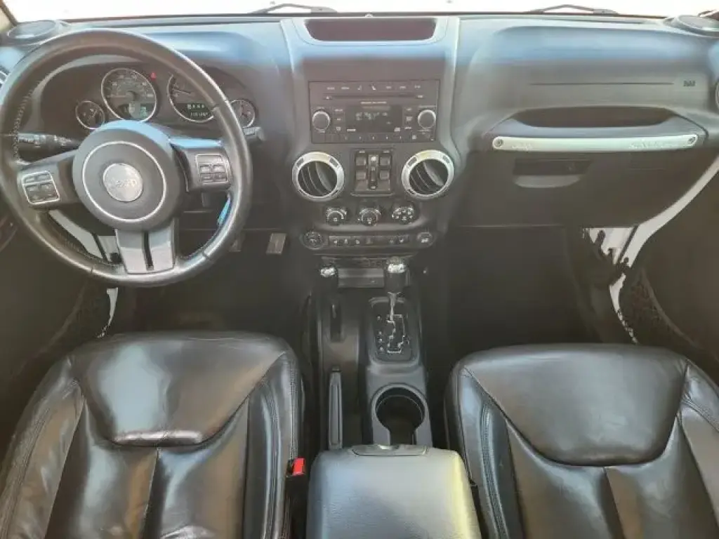 Jeep Wrangler Unlimited 2016 4x4 Sahara 4dr SUV