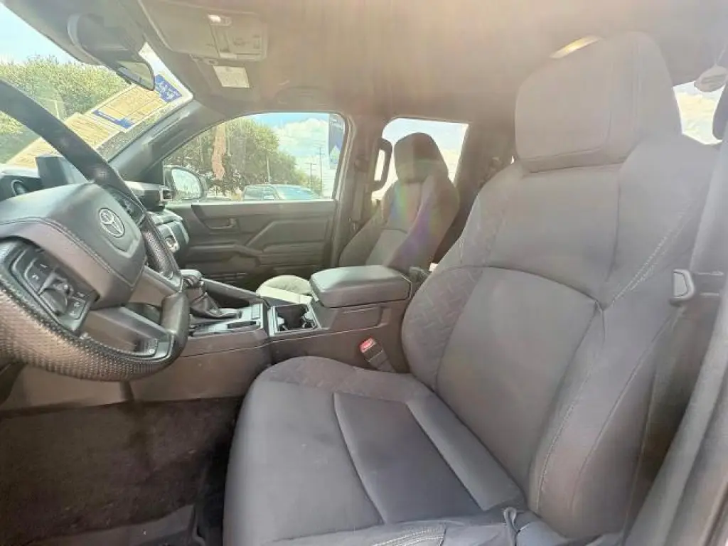 Toyota Tacoma 2026 4x2 SR 4dr Double Cab 5.0 ft SB