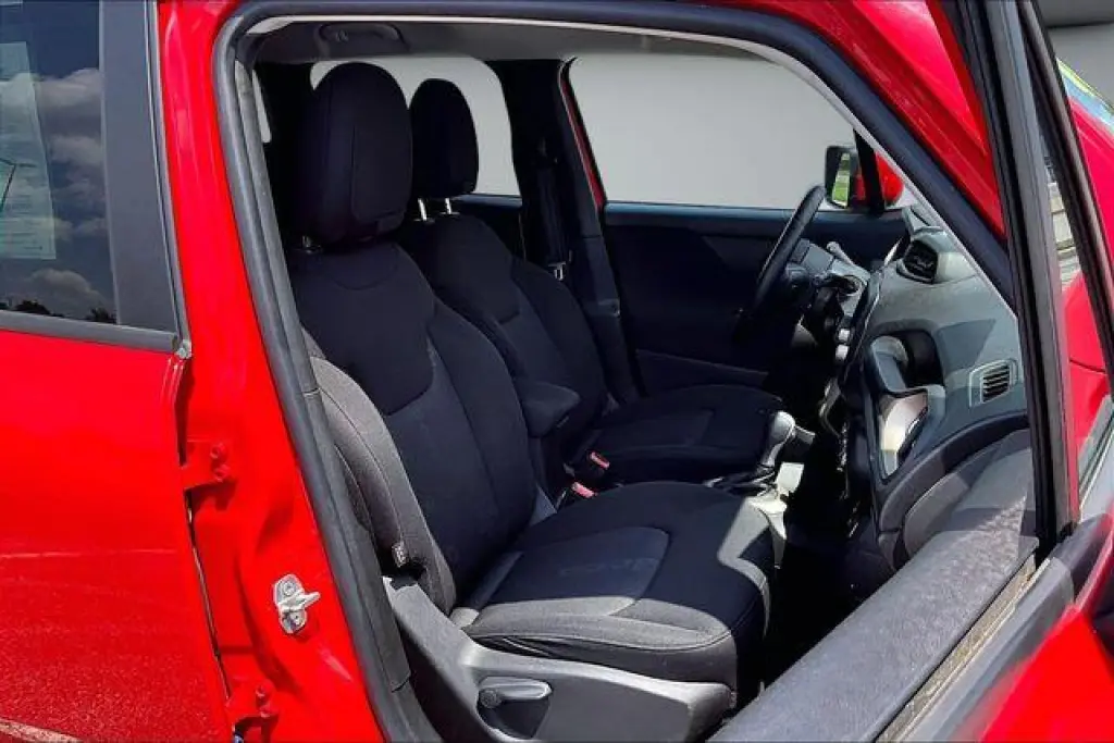 Jeep Renegade 2017 4x4 Latitude 4dr SUV
