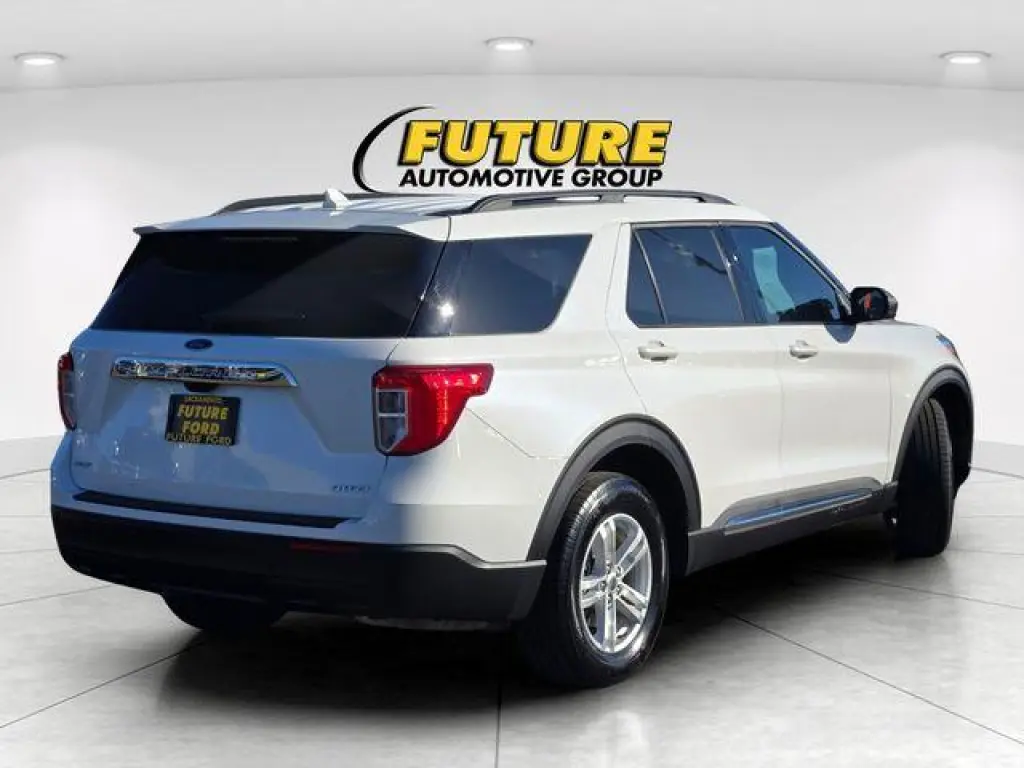 Ford Explorer 2023 AWD XLT 4dr SUV
