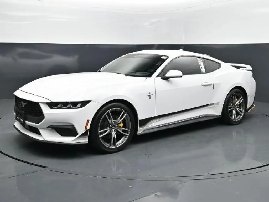 Ford Mustang 2024 EcoBoost 2dr Fastback