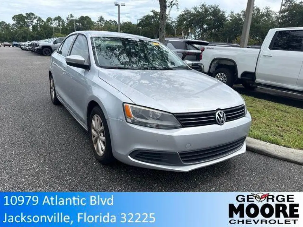 Volkswagen Jetta 2014 SE Sedán 4 puertas 6A