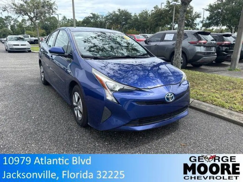 Toyota Prius 2016 Tres Hatchback de 4 puertas