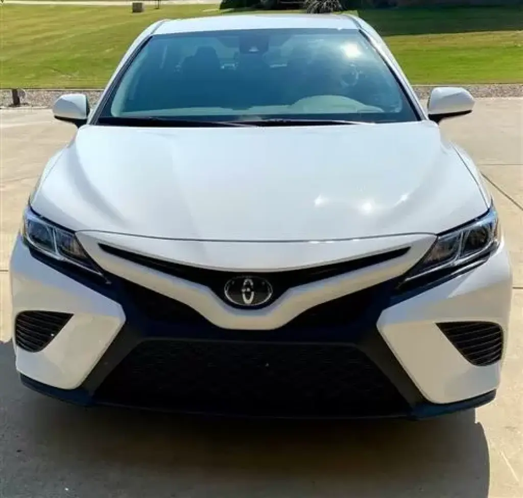 2019 Toyota camry SE