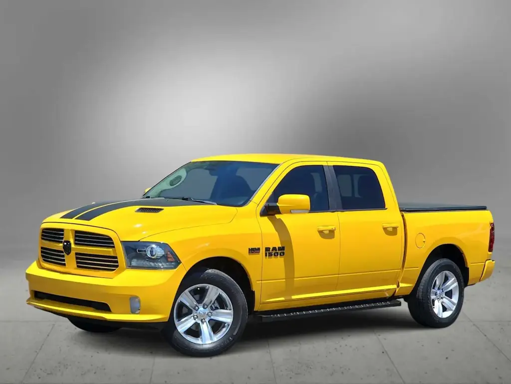 Ram 1500 2016 4x4 Sport 4dr Crew Cab batea de 5.5 pies