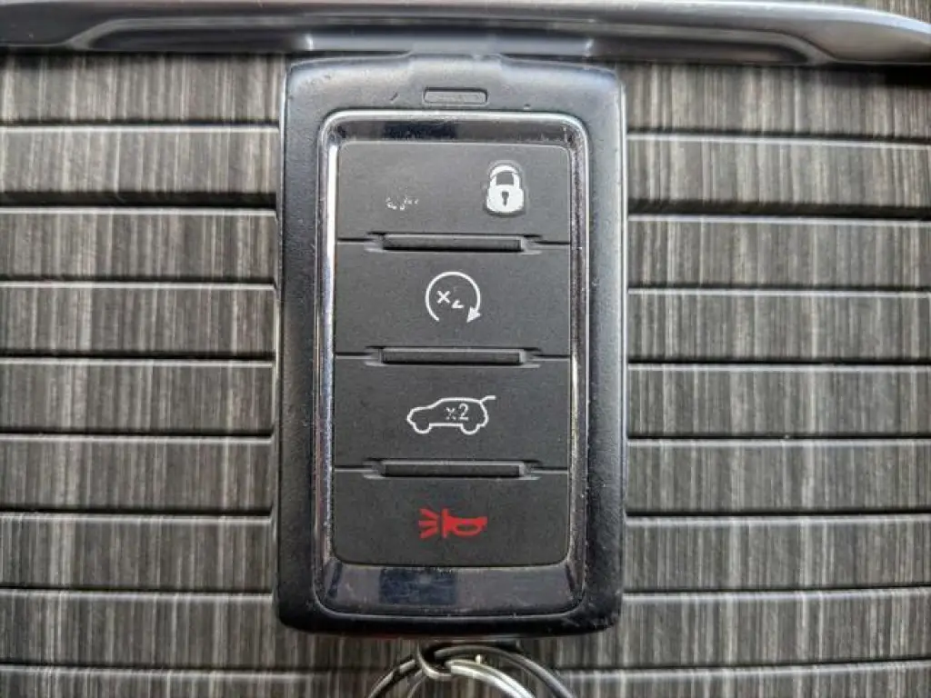Jeep Wagoneer 2024 4x4 Serie II SUV de 4 puertas