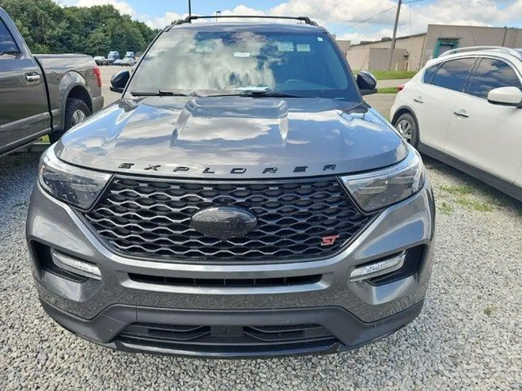 Ford Explorer 2023 AWD ST SUV de 4 puertas