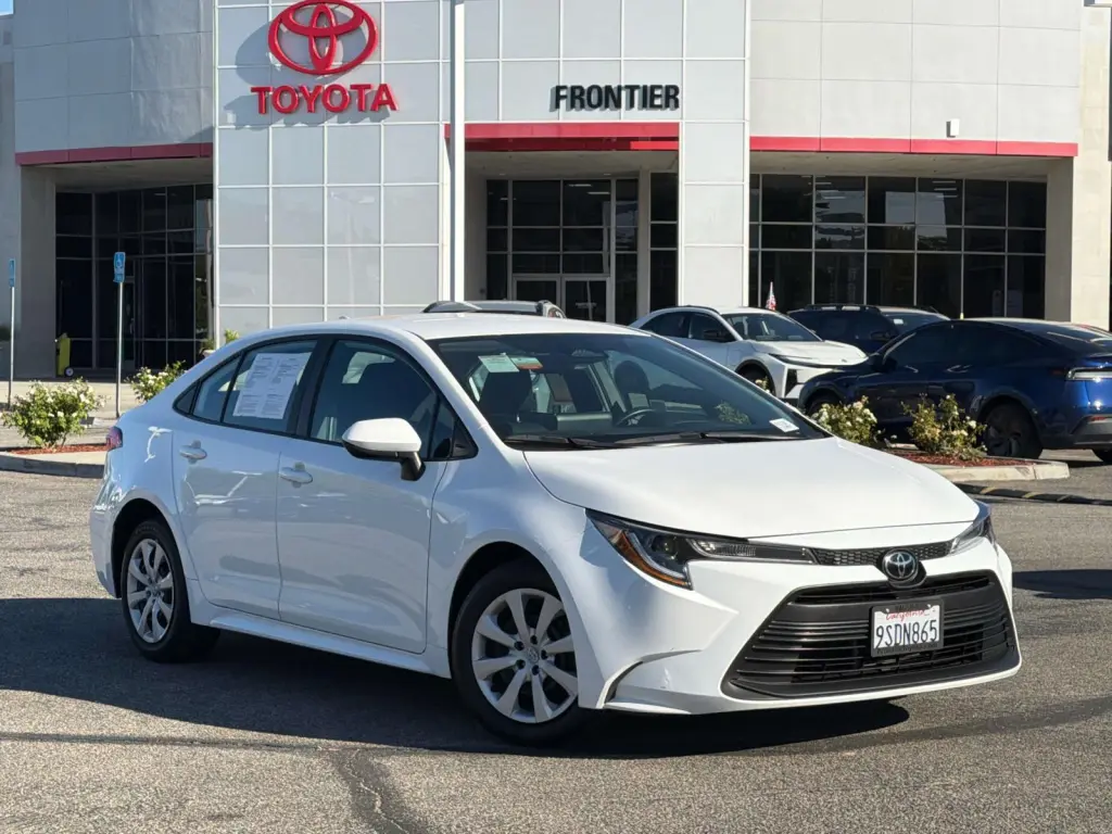 Toyota Corolla 2025 LE 4dr Sedan
