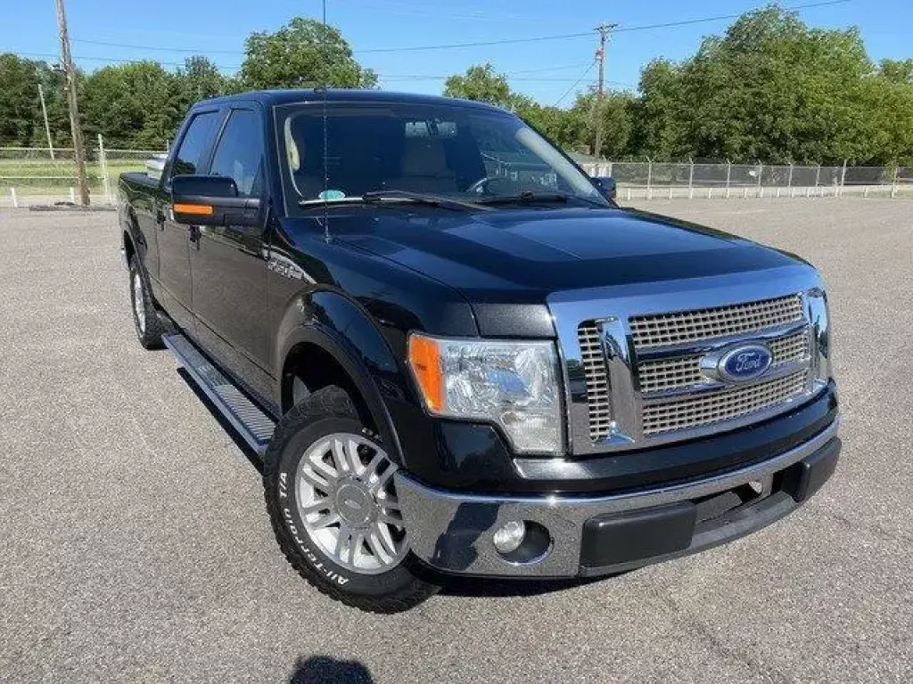 2011 Ford F150 Lariat 4D