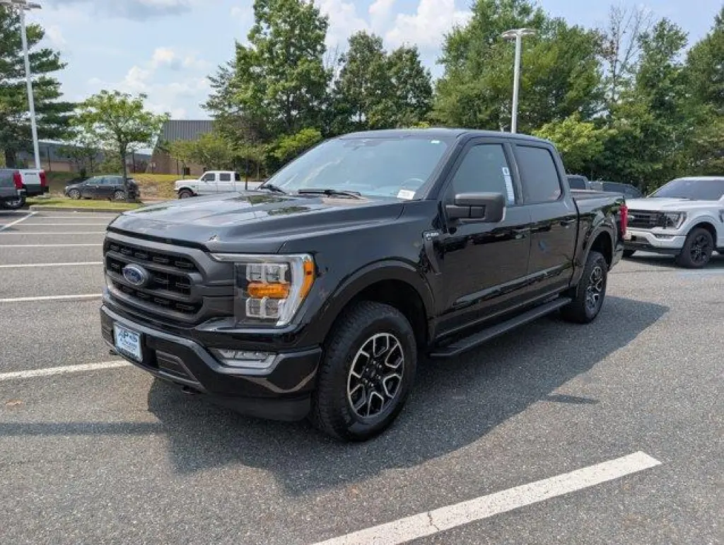Ford F-150 2023 4x4 XLT 4dr SuperCrew 5.5 ft. SB