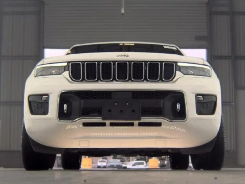 Jeep Grand Cherokee 2023 4x4 Overland 4dr SUV