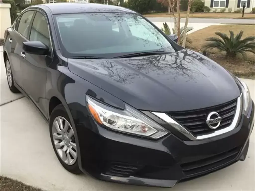 2017 Nissan Altima S Sedan 4D