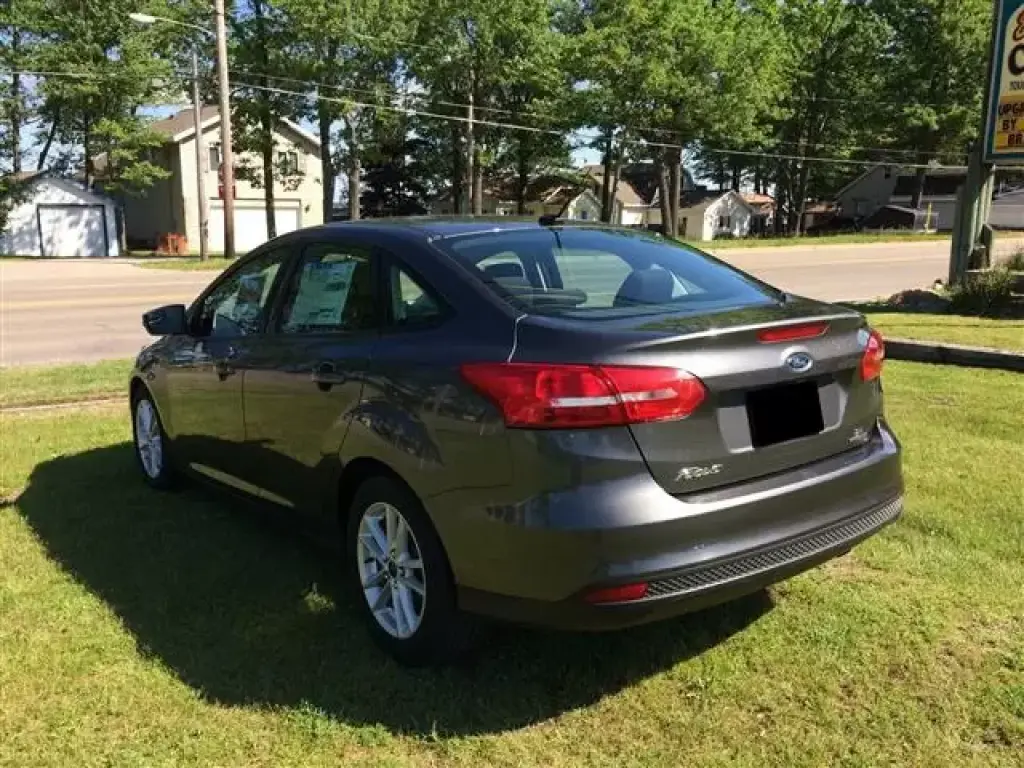 2015 Ford Focus SE Sedan