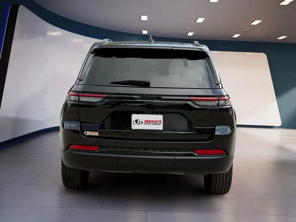 Jeep Grand Cherokee 2025 4x4 Altitude 4dr SUV