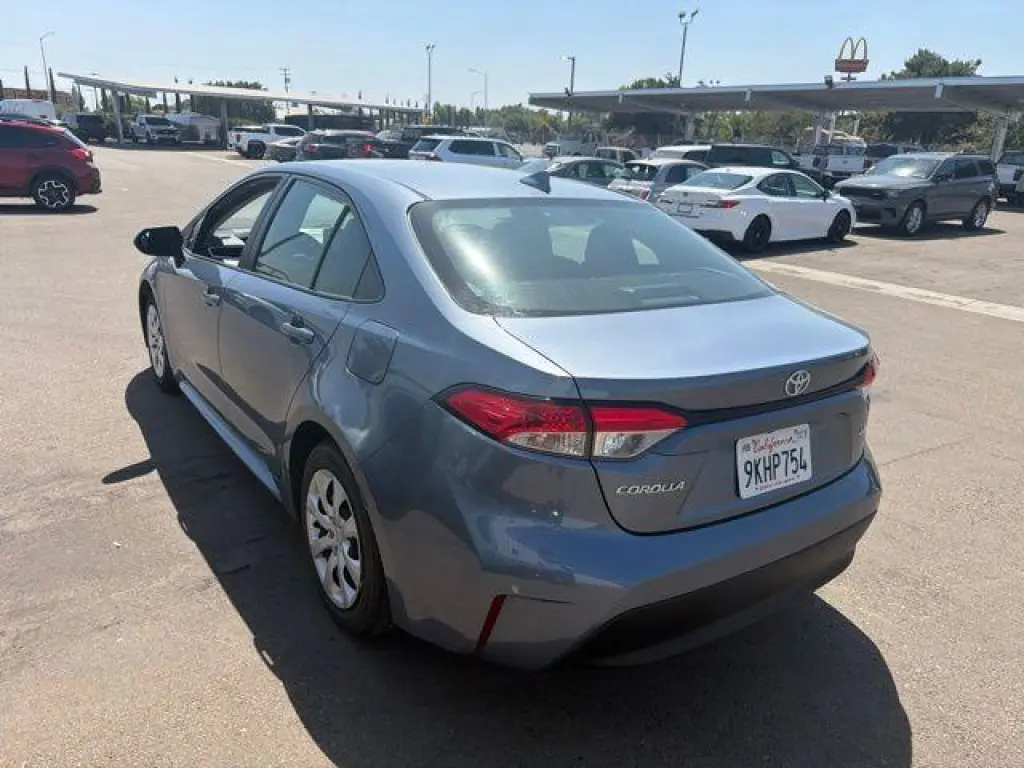 Toyota Corolla 2024 LE 4dr Sedan