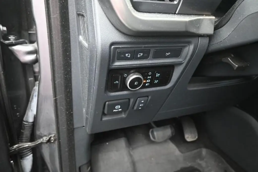 Ford F-150 2023 4x4 Lariat 4dr SuperCrew 5.5 ft. SB