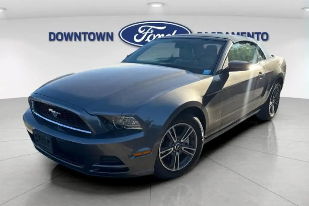 Ford Mustang 2013 V6 Premium 2dr Convertible