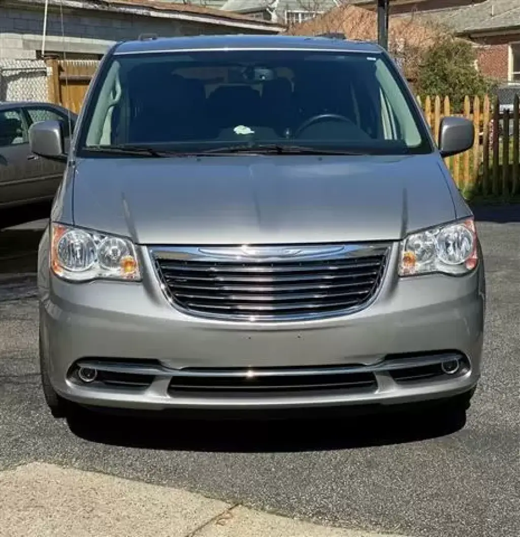 2015 Chrysler Town & Country T