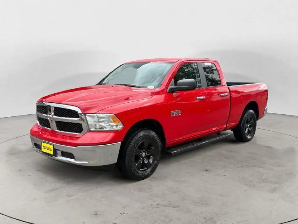 Ram 1500 2016 4x4 SLT Cabina Cuádruple 4 puertas 6.3 ft. Caja Corta Pickup