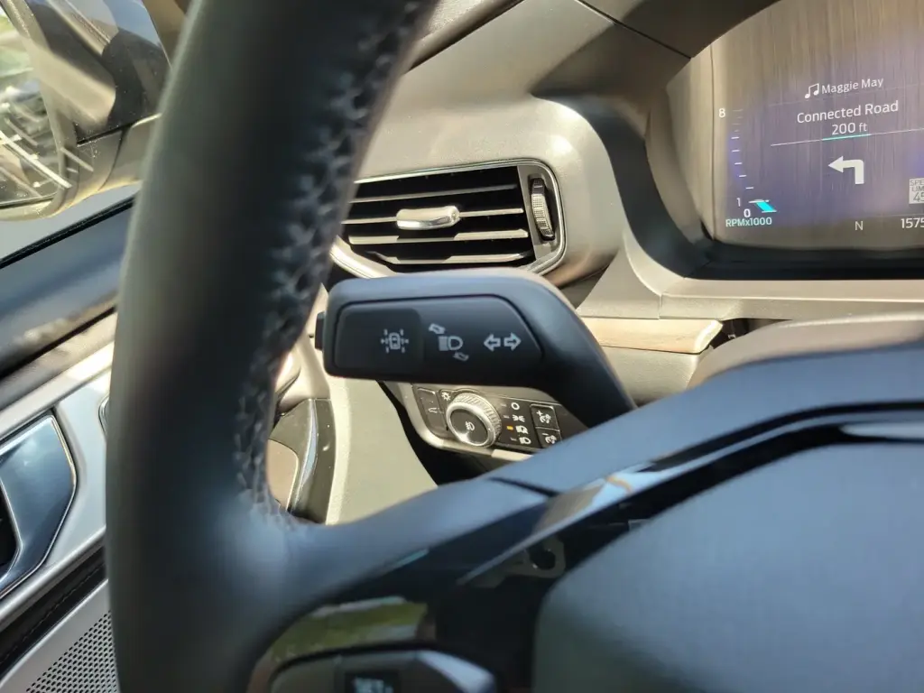 Ford Explorer 2024 AWD Platinum 4 puertas SUV