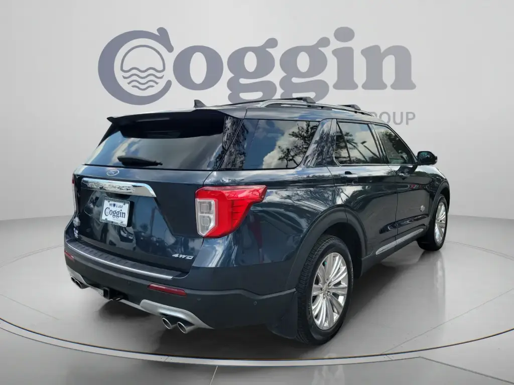 Ford Explorer 2023 AWD King Ranch 4 puertas SUV