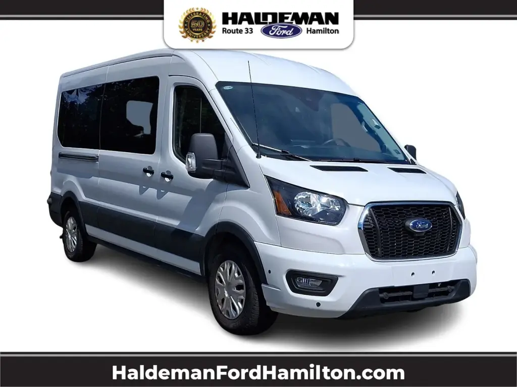 Furgoneta Ford Transit 2024 350 XL 3 puertas LWB Techo Medio Van de Pasajeros