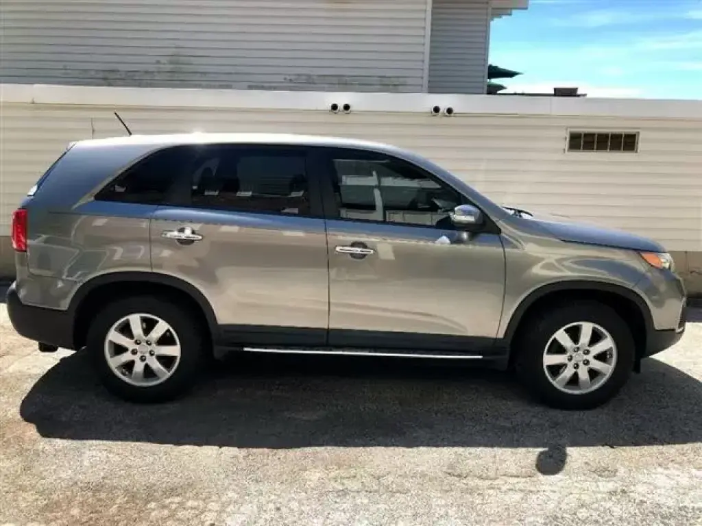 2012 Sorento LX Kia -- SUV