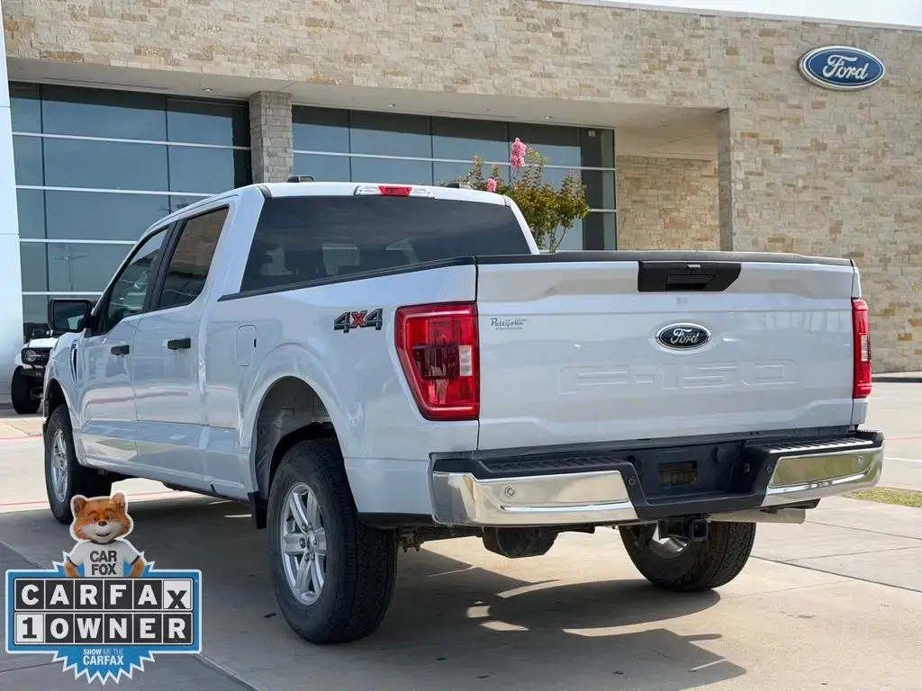 Ford F-150 2022 4x4 XLT 4 puertas SuperCrew 5.5 pies. SB