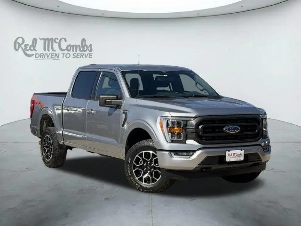 Ford F-150 2023 4x4 XLT 4 puertas SuperCrew 5.5 pies. Caja corta