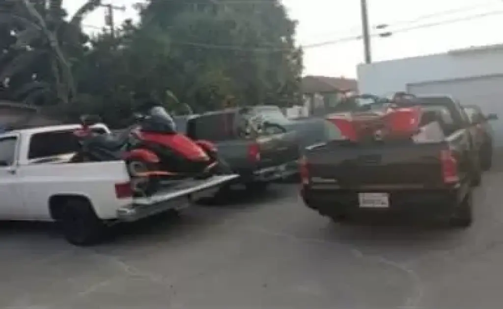 LEGALIZAMOS CAMIONETAS CARROS