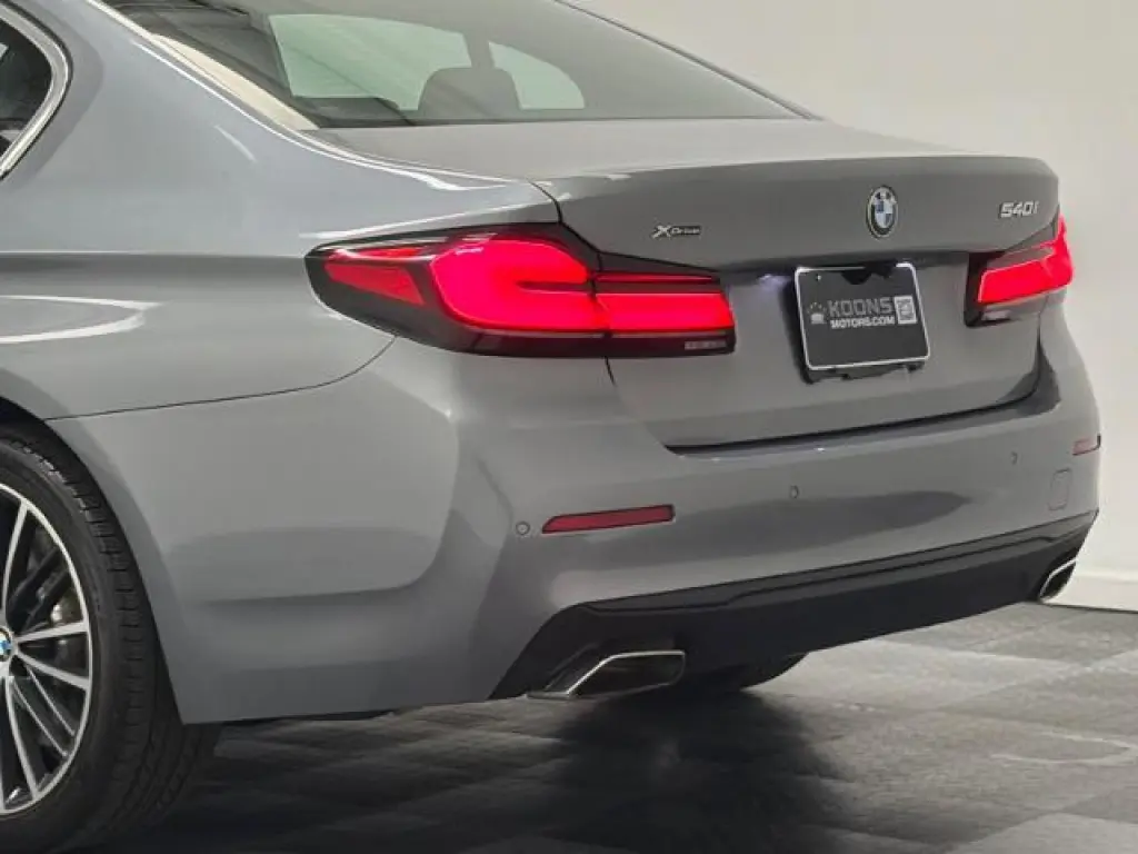 BMW Serie 5 2023 AWD 540i xDrive Sedán 4 puertas
