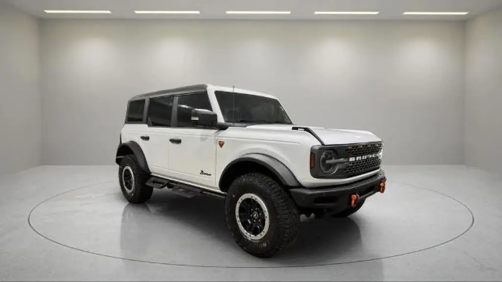 Ford Bronco 2023 4x4 Outer Banks Advanced 4 puertas SUV