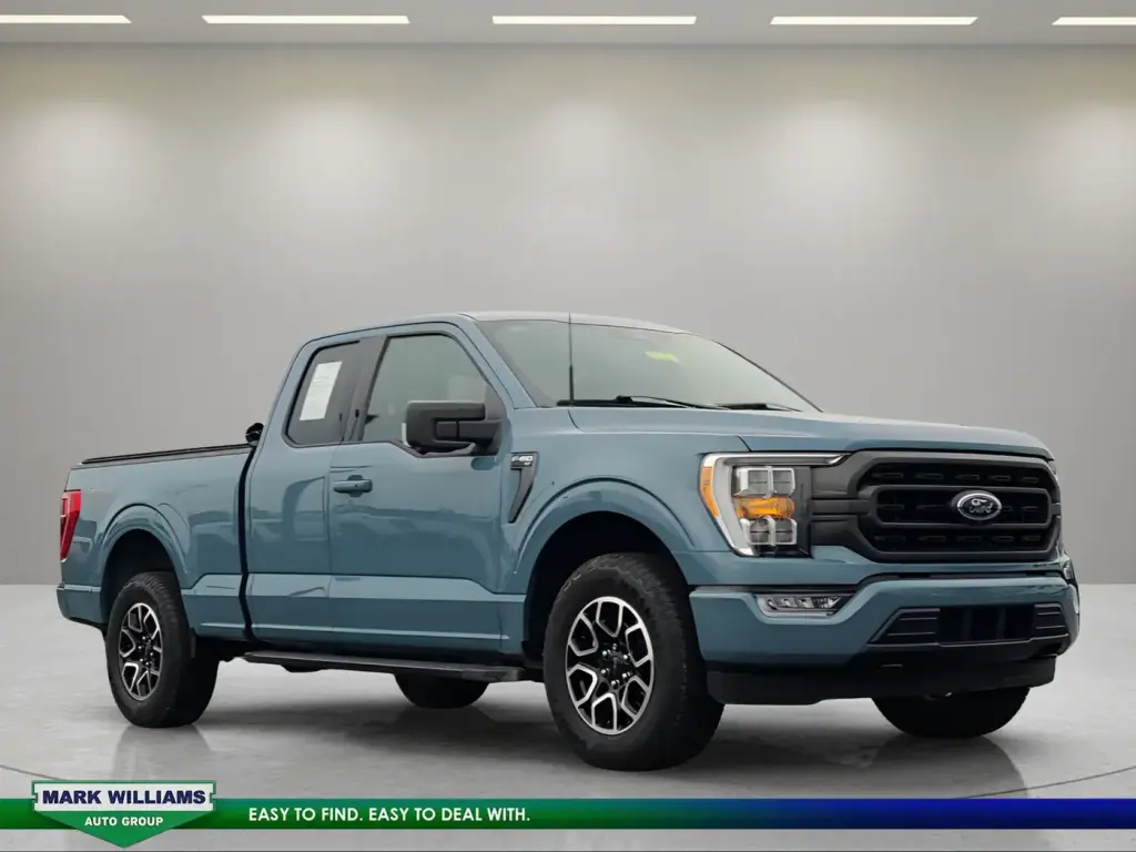 Ford F-150 2023 4x4 XLT 4 puertas SuperCab 6.5 pies. SB