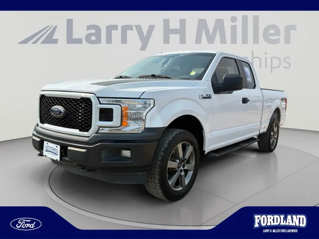 Ford F-150 2018 4x4 XL 4 puertas SuperCab 8 pies. LB