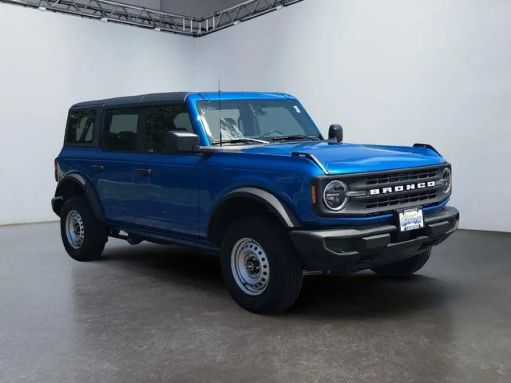 Ford Bronco 2025 4x4 Base 4 puertas SUV