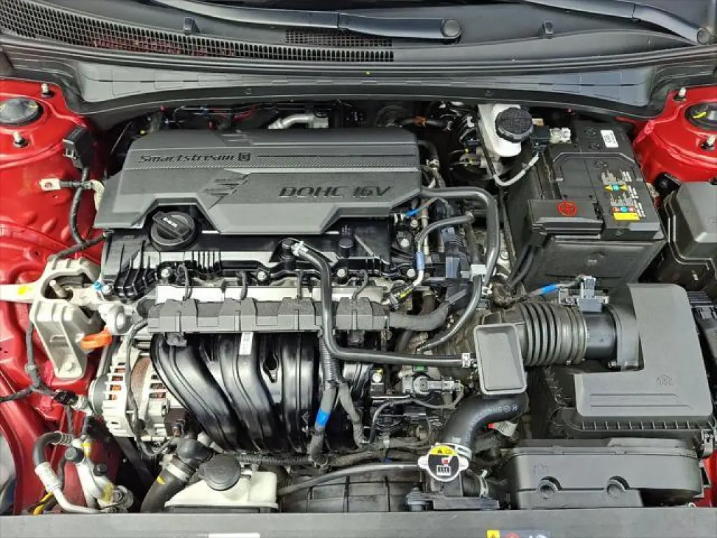 Hyundai ELANTRA 2023 Limited 4 puertas Sedan