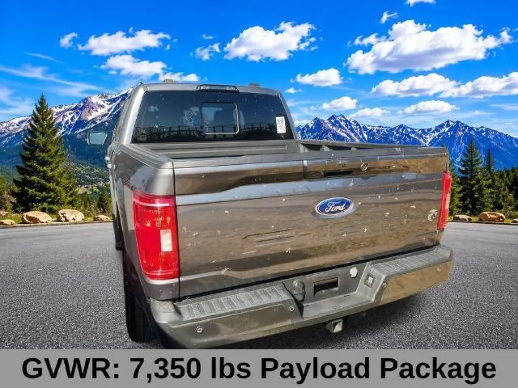 Ford F-150 2023 4x4 XLT 4 puertas SuperCrew 5.5 pies. Caja corta