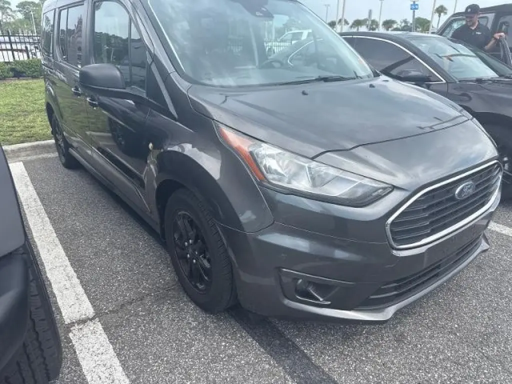 Ford Transit Connect 2020 XLT 4 puertas LWB Minivan con portón trasero elevador