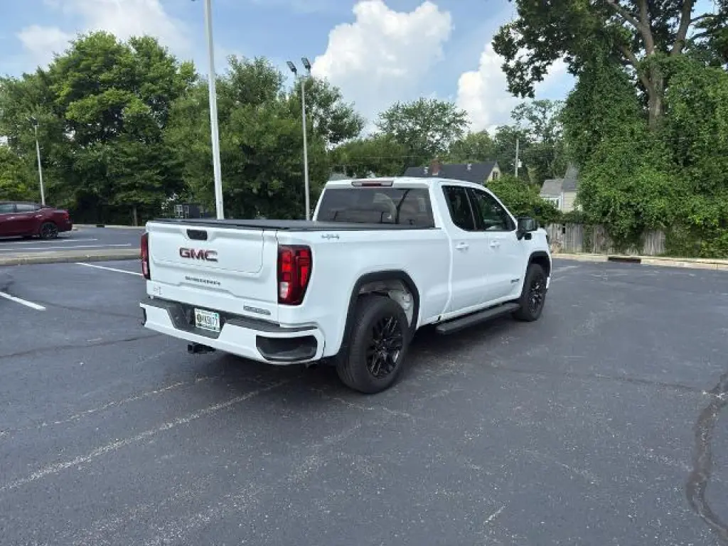 GMC Sierra 1500 2022 4x4 Elevation 4 puertas Double Cab 6.6 pies. SB