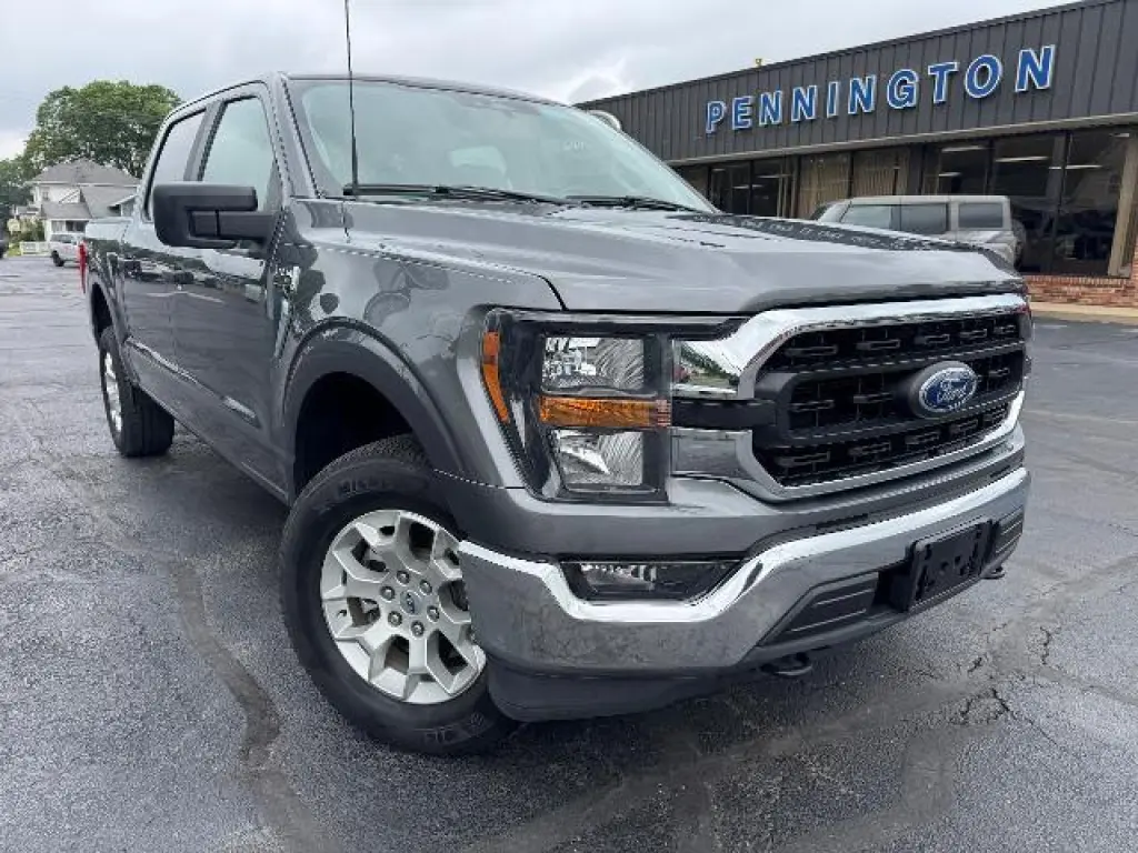 Ford F-150 2023 4x4 XLT 4 puertas SuperCrew 5.5 pies SB