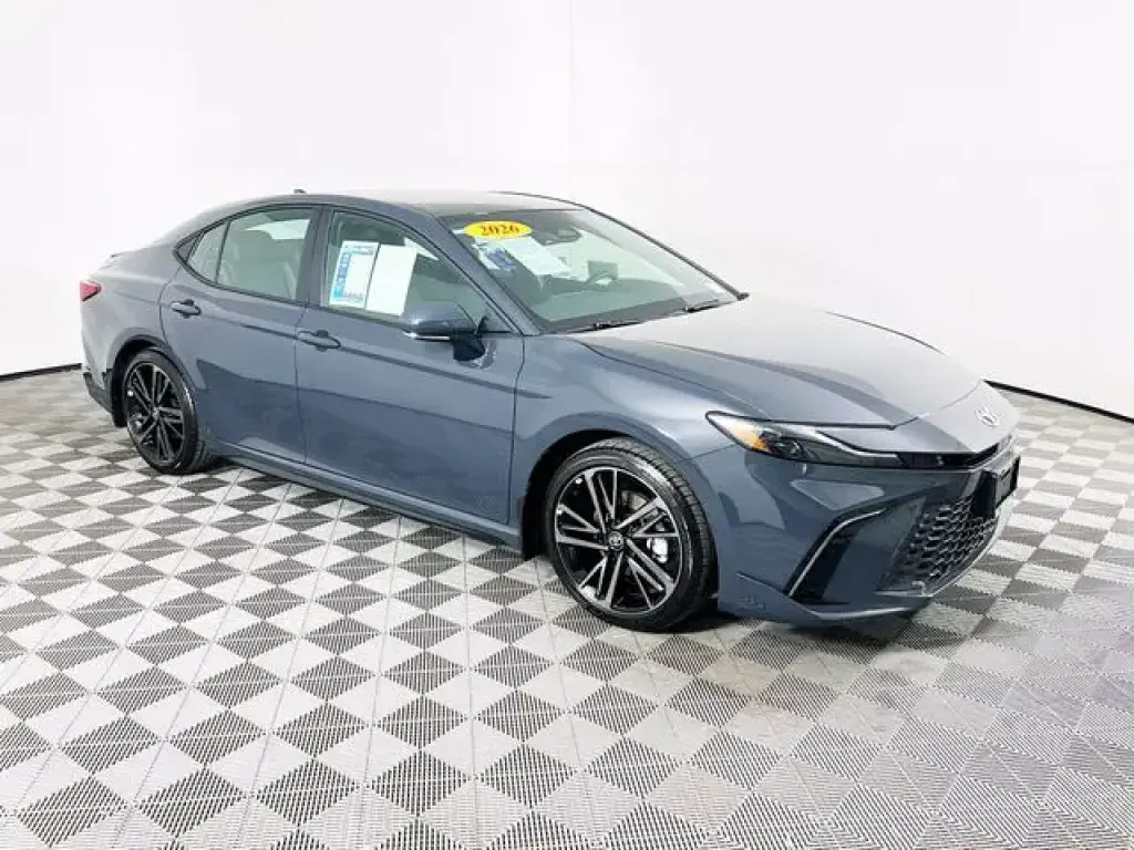 Toyota Camry 2026 SE 4 puertas Sedán