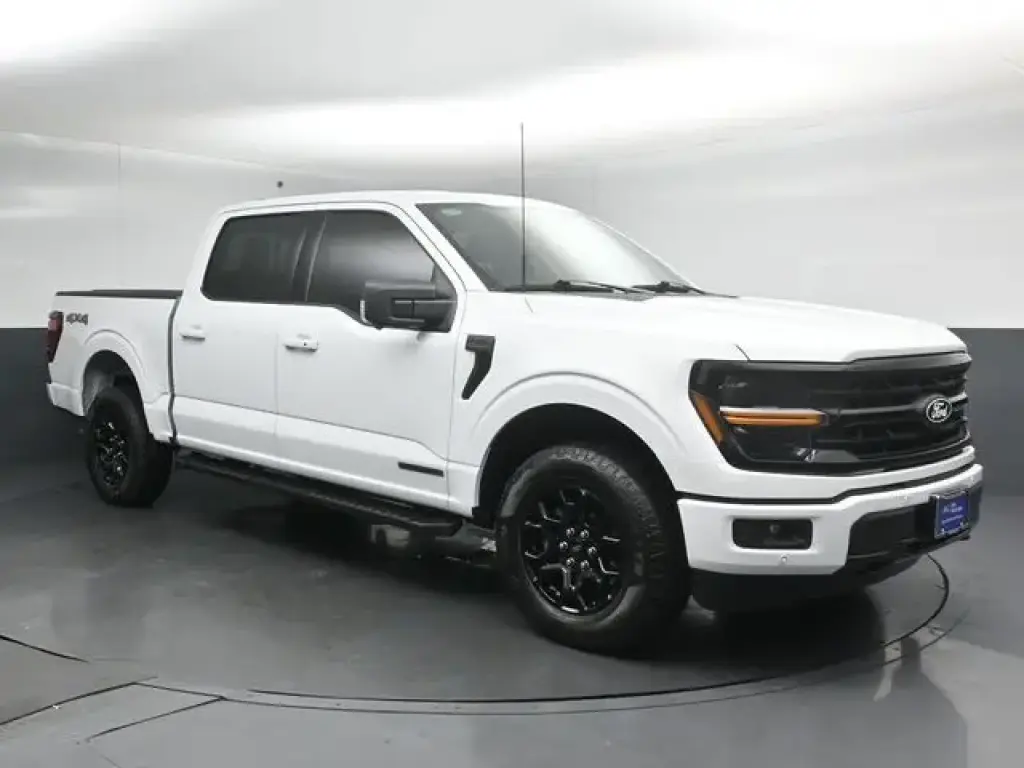 Ford F-150 2024 4x4 XLT 4 puertas SuperCrew 5.5 pies SB