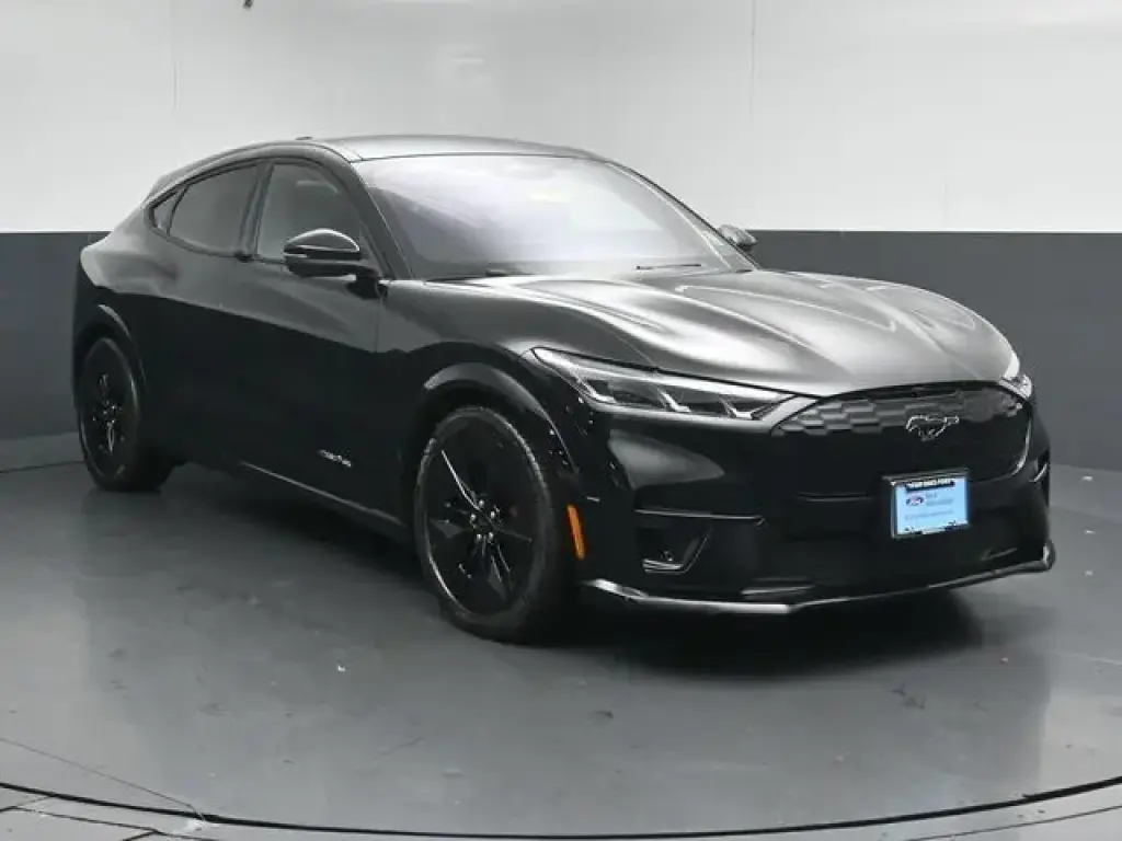 Ford Mustang Mach-E 2025 AWD GT 4 puertas SUV