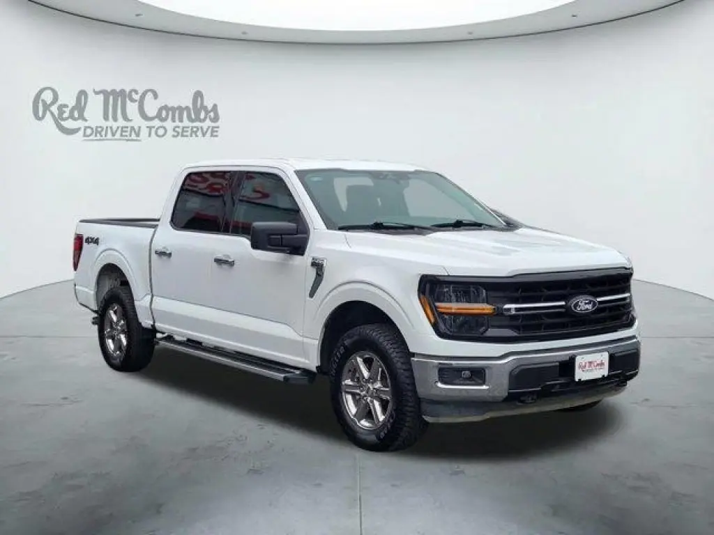 Ford F-150 2025 4x4 XLT 4 puertas SuperCrew 6.5 pies. SB