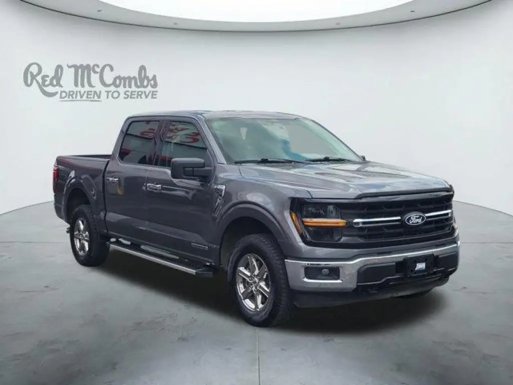 Ford F-150 2025 4x4 XLT 4 puertas SuperCrew 6.5 pies. SB