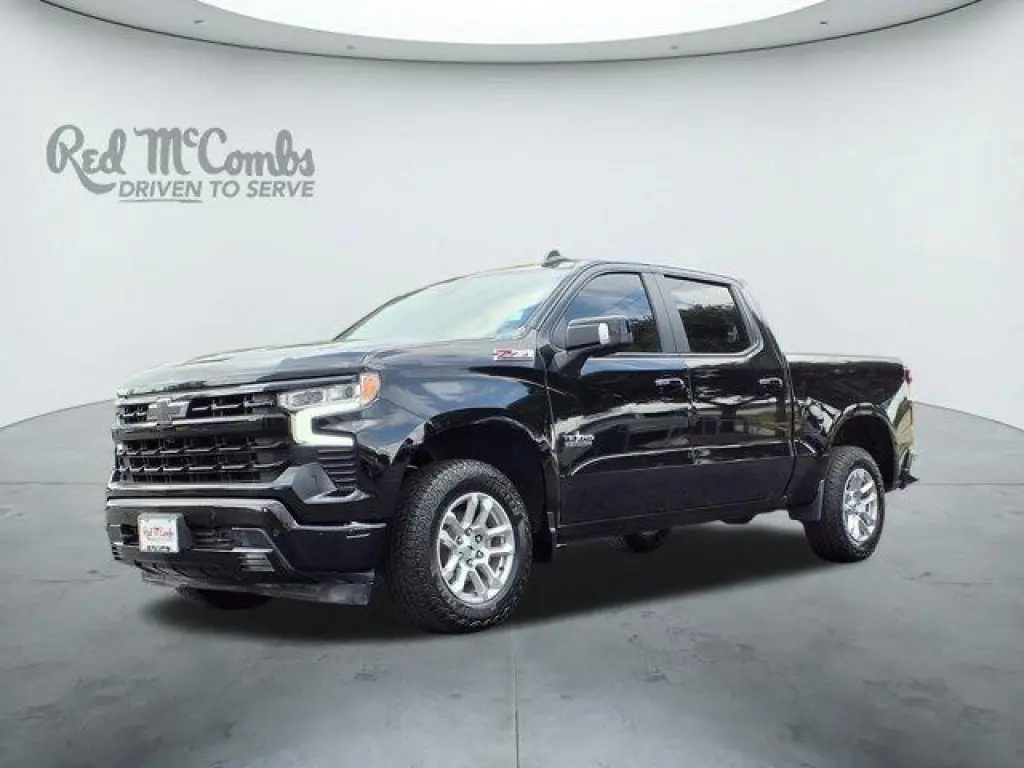 Chevrolet Silverado 1500 2024 4x4 RST 4 puertas Cabina Crew 6.6 pies. SB
