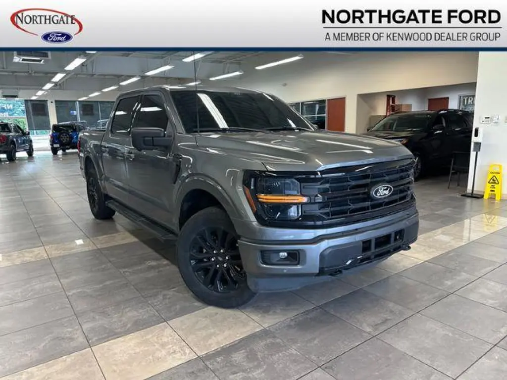 Ford F-150 2024 4x4 XLT 4 puertas SuperCrew 5.5 pies. SB
