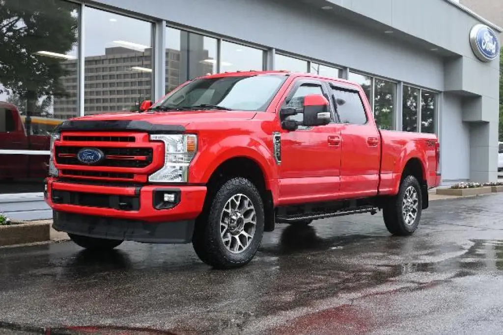 Ford F-250 Super Duty 2022 4x4 King Ranch 4 puertas Cabina Crew 6.8 pies. SB Pickup