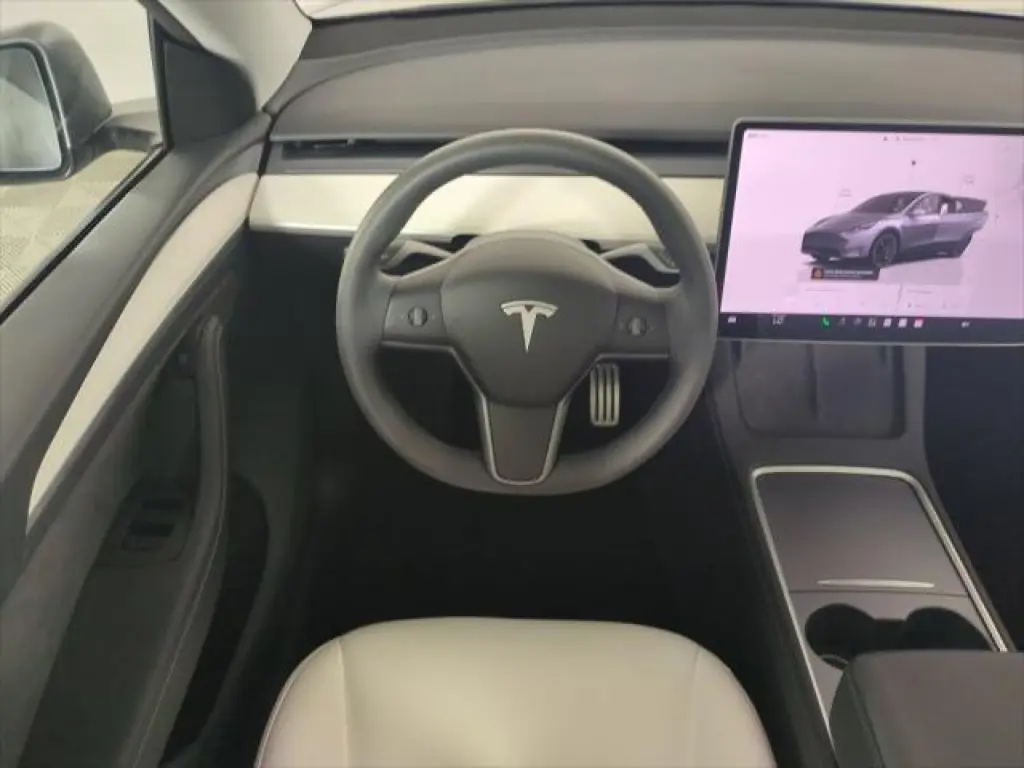Tesla Model Y 2025 AWD Performance 4 puertas Crossover